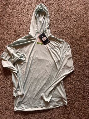 NWT Sitka Guard Sun Hoodie, Men's Medium, Saltwater Blue Color